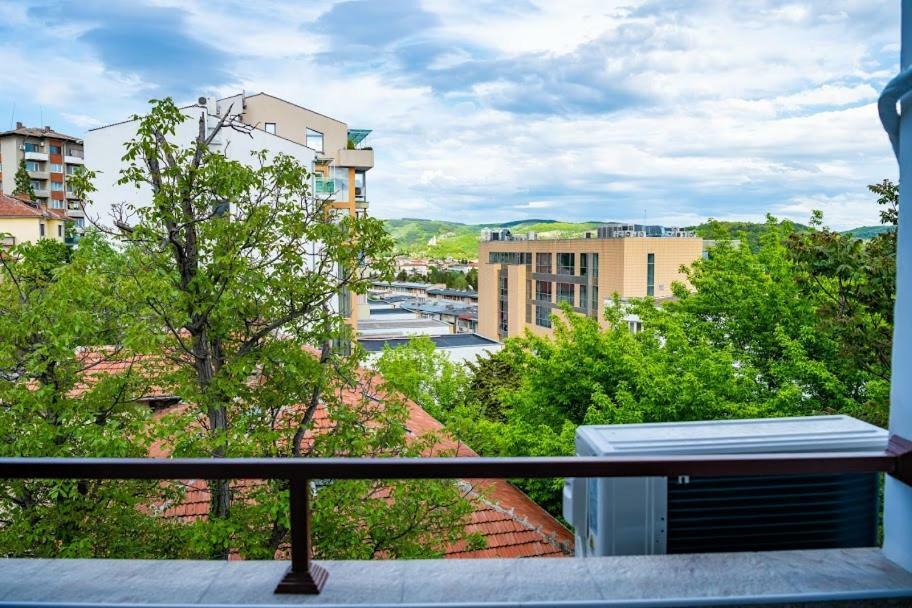 Apartment Vazrozhdenska Veliko Tŭrnovo Eksteriør bilde