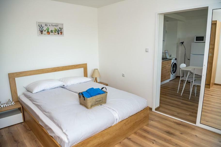 Apartment Vazrozhdenska Veliko Tŭrnovo Eksteriør bilde