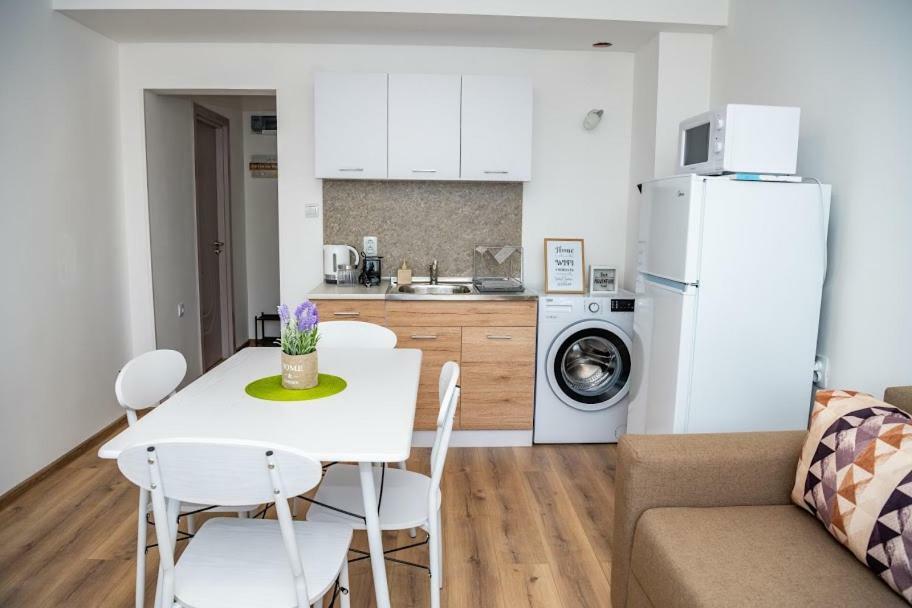 Apartment Vazrozhdenska Veliko Tŭrnovo Eksteriør bilde